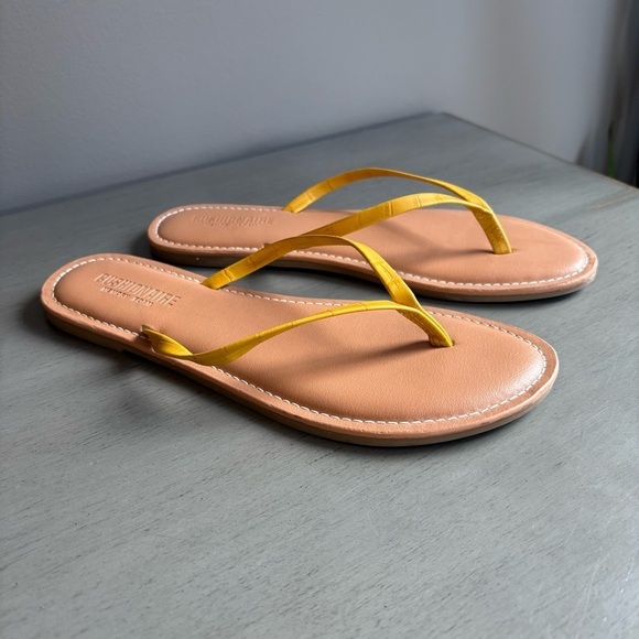 Cushionaire Shoes - Cushionaire Women's Memory Foam Tan Yellow Flip Flop Thong Sandals Sz 8 Summer